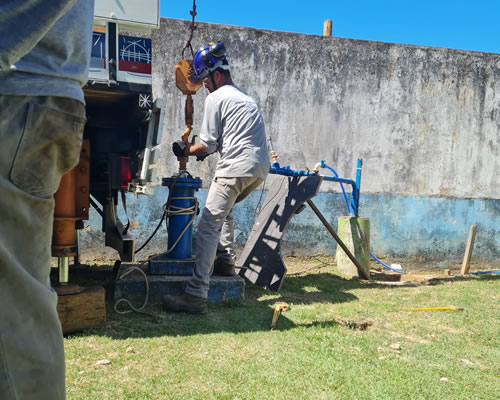 Como reduzir custos em uma pequena fábrica com a perfuração de um poço artesiano
